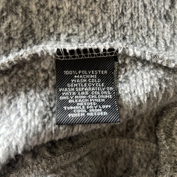 John Bartlett Consensus 1/4 Zip Sweather NWOT - Picture 3 of 3